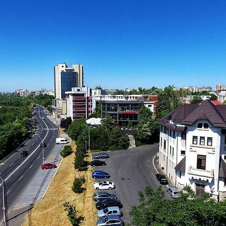 Citadel Aparthotel Galaţi Buitenkant foto